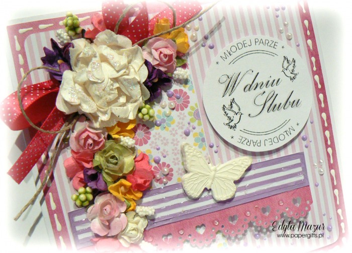 Różowo-fioletowa z motylem - kartka ślubna1
