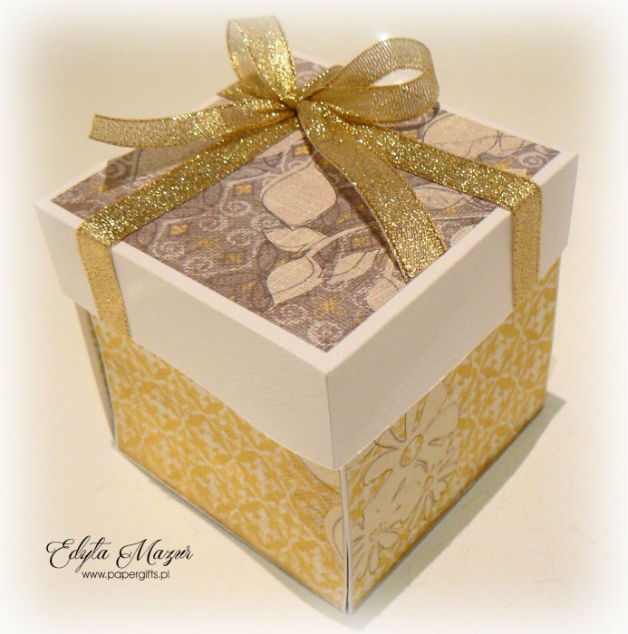 Złoto-żółty box z paczuszką na urodziny Agaty2