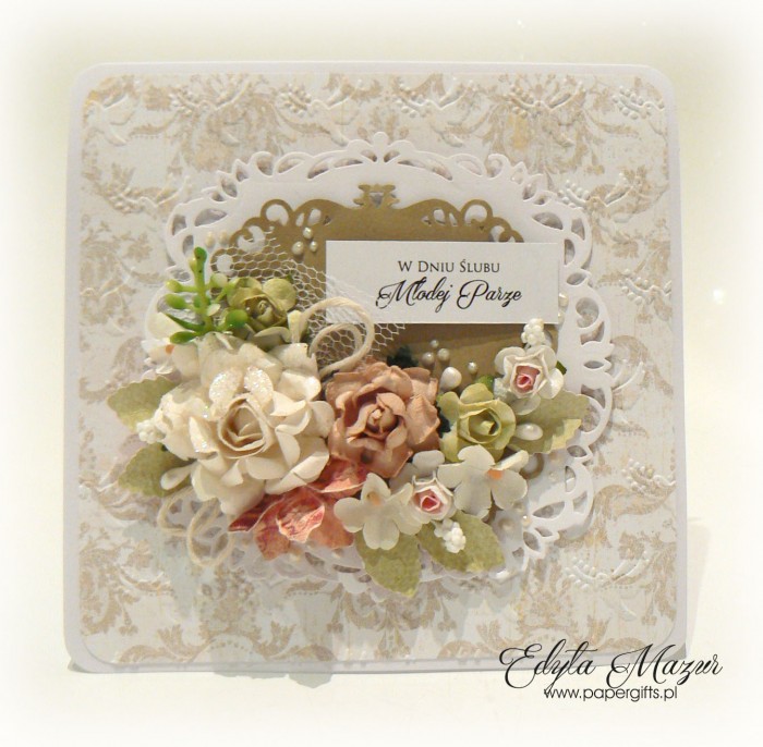 Beżowo-biała z różami - kartka ślubna