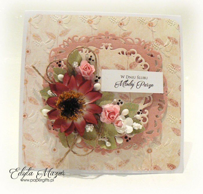 Kremowo-różowa z kwiatem rudbekii - kartka ślubna